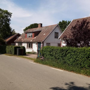Lilla Röda Halmstadby 3524, Kågeröd